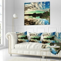 Nehir Panoramasına Yansıtılmış Designart Gökyüzü Bulutları - Manzara Baskılı Kırlent - 18x18