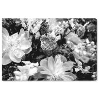 Wynwood Studio 'Dark Flora' Çiçek ve Botanik Duvar Sanatı Tuval Baskısı - Siyah, Beyaz, 30 20